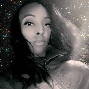 Meet your Posher, Janelle